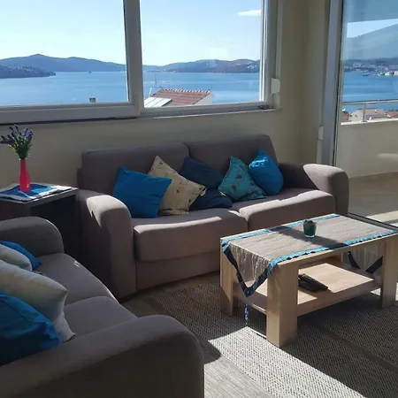 Coasting Croatia Apartment Trogir